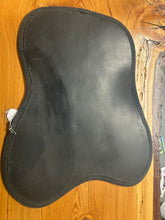 Load image into Gallery viewer, ThinLine Ultra Basic Half Pad-English Saddle Pad-Consignment-Evolution Equestrian Co.
