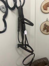 Load image into Gallery viewer, Treadstone English Bridle with Flash-Bridle-Consignment-Evolution Equestrian Co.
