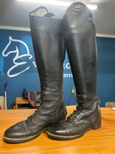 Load image into Gallery viewer, Tuff Rider Field Boots 6.5 Slim-Riding Boots-Consignment-Evolution Equestrian Co.
