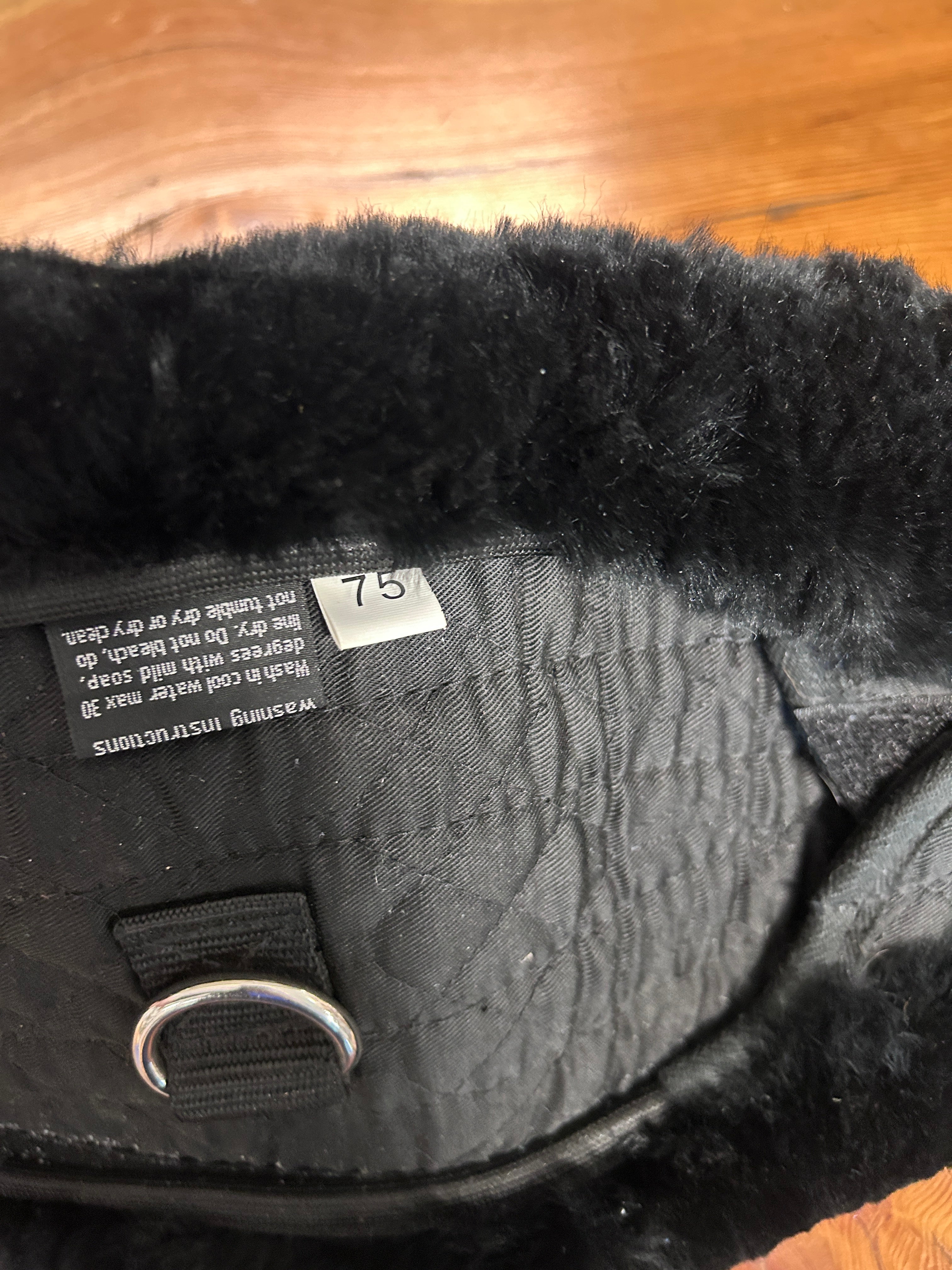 Waldhausen Lambskin Girth 30"-English Girth-Consignment-Evolution Equestrian Co.