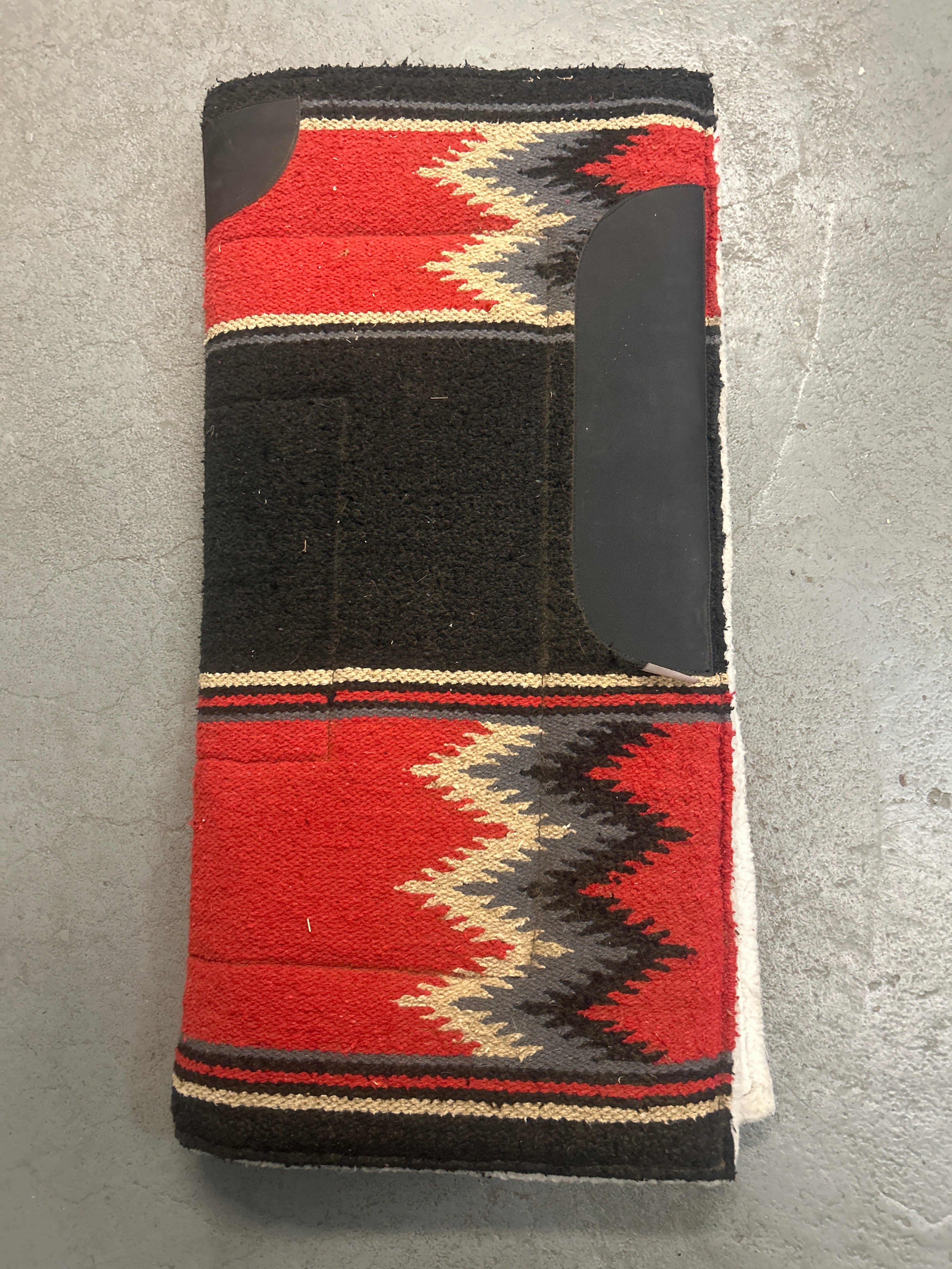 Weaver Red and Black Western Saddle Pad-Western Saddle Pad-Consignment-Evolution Equestrian Co.
