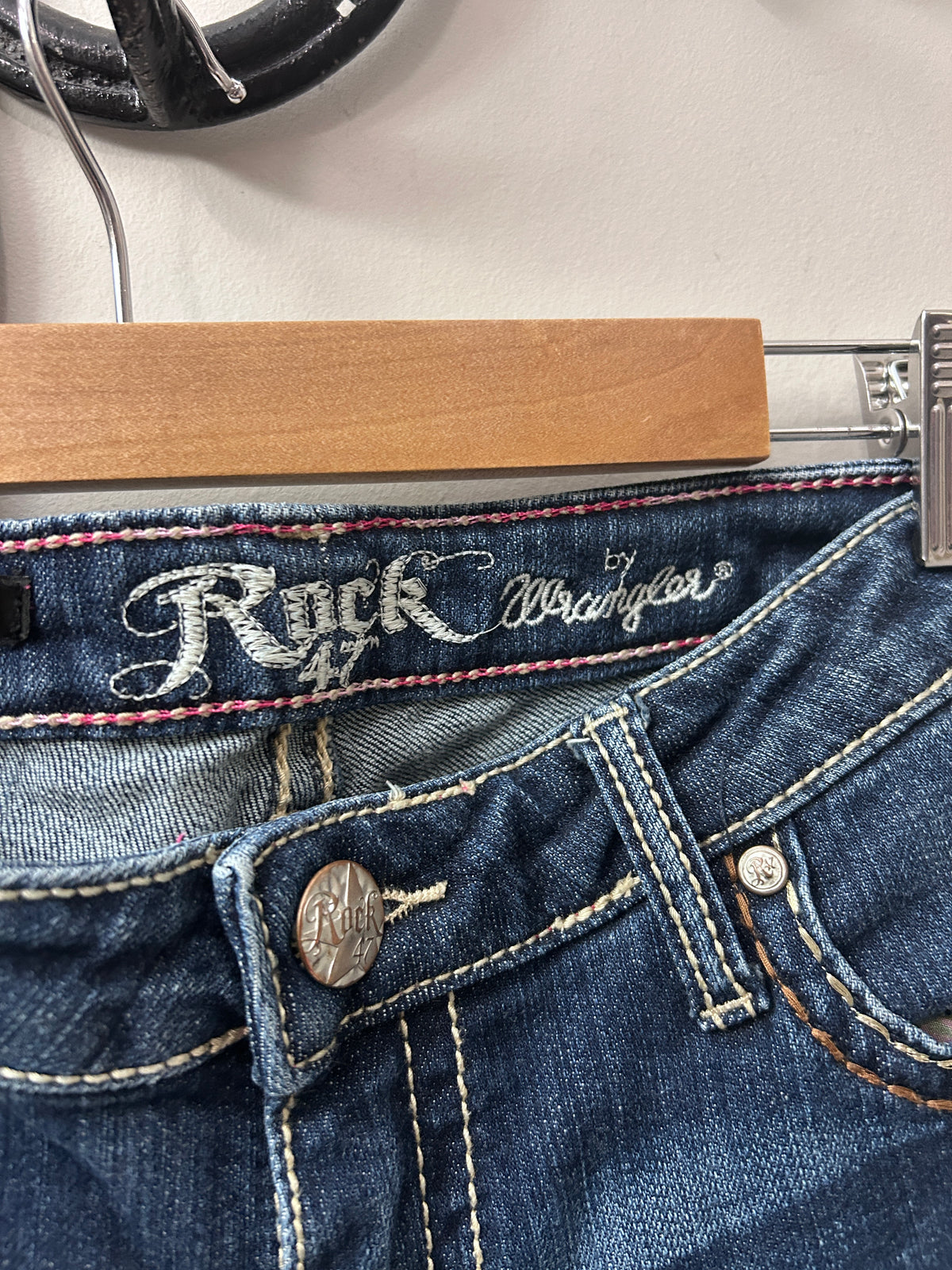 Wrangler Rock 47 Jeans 5/6 x 34-Jeans-Consignment-Evolution Equestrian Co.