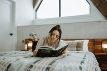 Load image into Gallery viewer, Wylde Brigade Puyo Aztec Reversible Blanket: King-Gift-Wylde Brigade-Evolution Equestrian Co.
