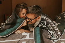 Load image into Gallery viewer, Wylde Brigade Latacunga Aztec Reversible Blanket: Queen
