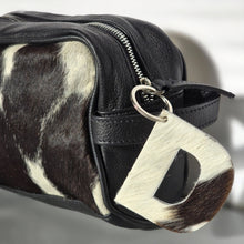 Load image into Gallery viewer, Ranchers Closet Genuine Cowhide Carry-All Bag
