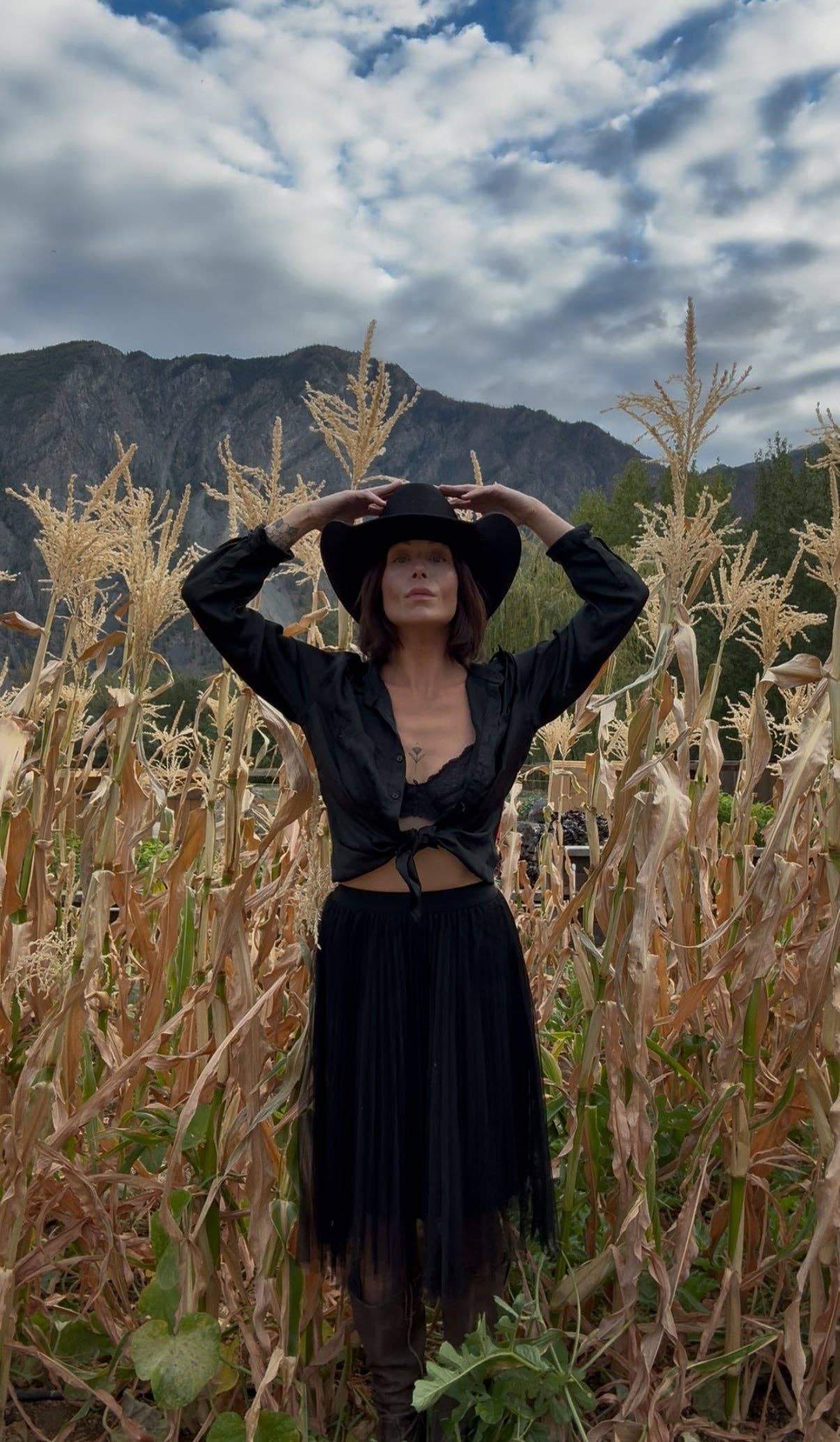 WEST VON - Laney | Western Rancher | Noir: M/L-WEST VON-Evolution Equestrian Co.