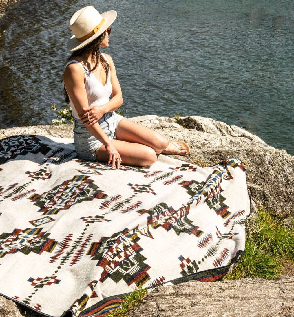 Wylde Brigade - Tumbaco Reversible Blanket: Throw-Wylde Brigade-Evolution Equestrian Co.