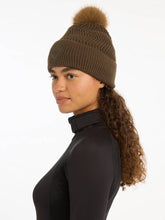 Load image into Gallery viewer, LeMieux Lila Beanie
