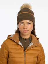 Load image into Gallery viewer, LeMieux Clara Cable Beanie
