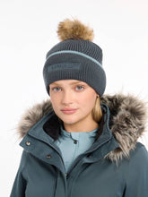 Load image into Gallery viewer, LeMieux Clara Cable Beanie
