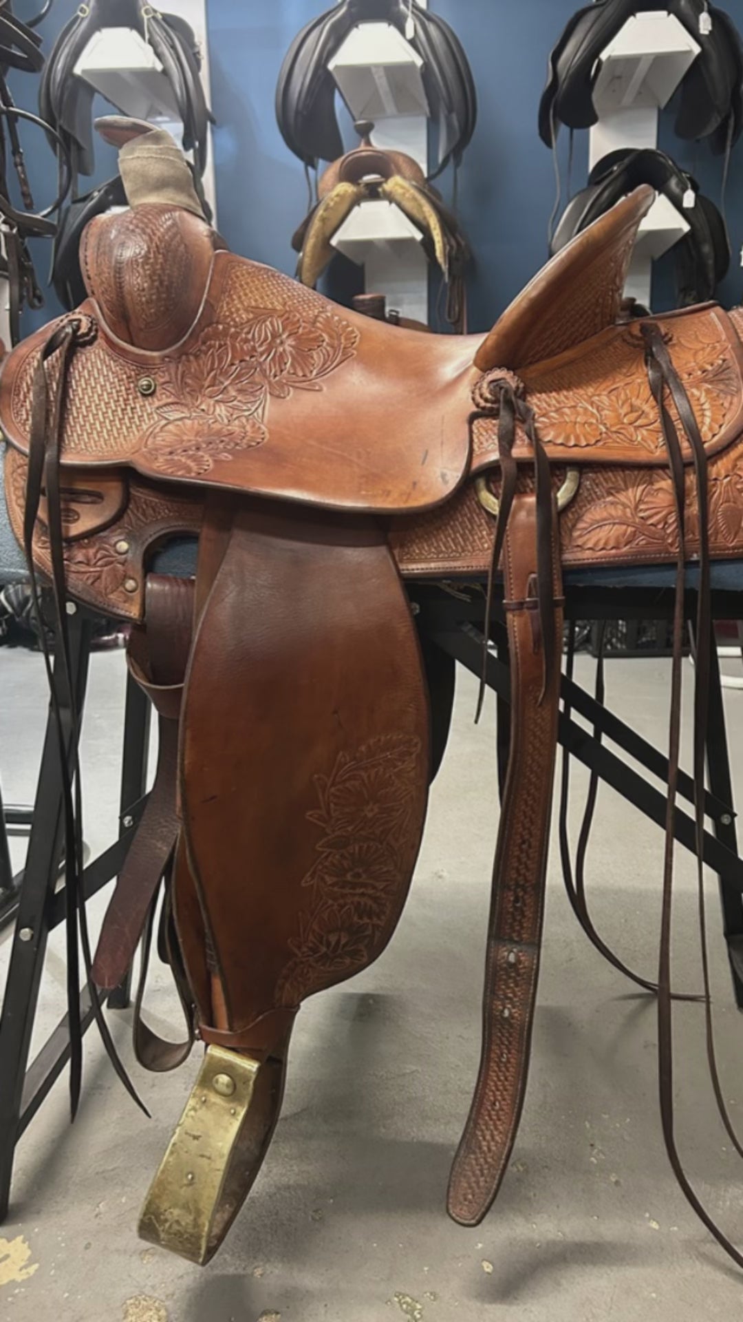 Load video: 16" Ross Ellas Custom Western Saddle