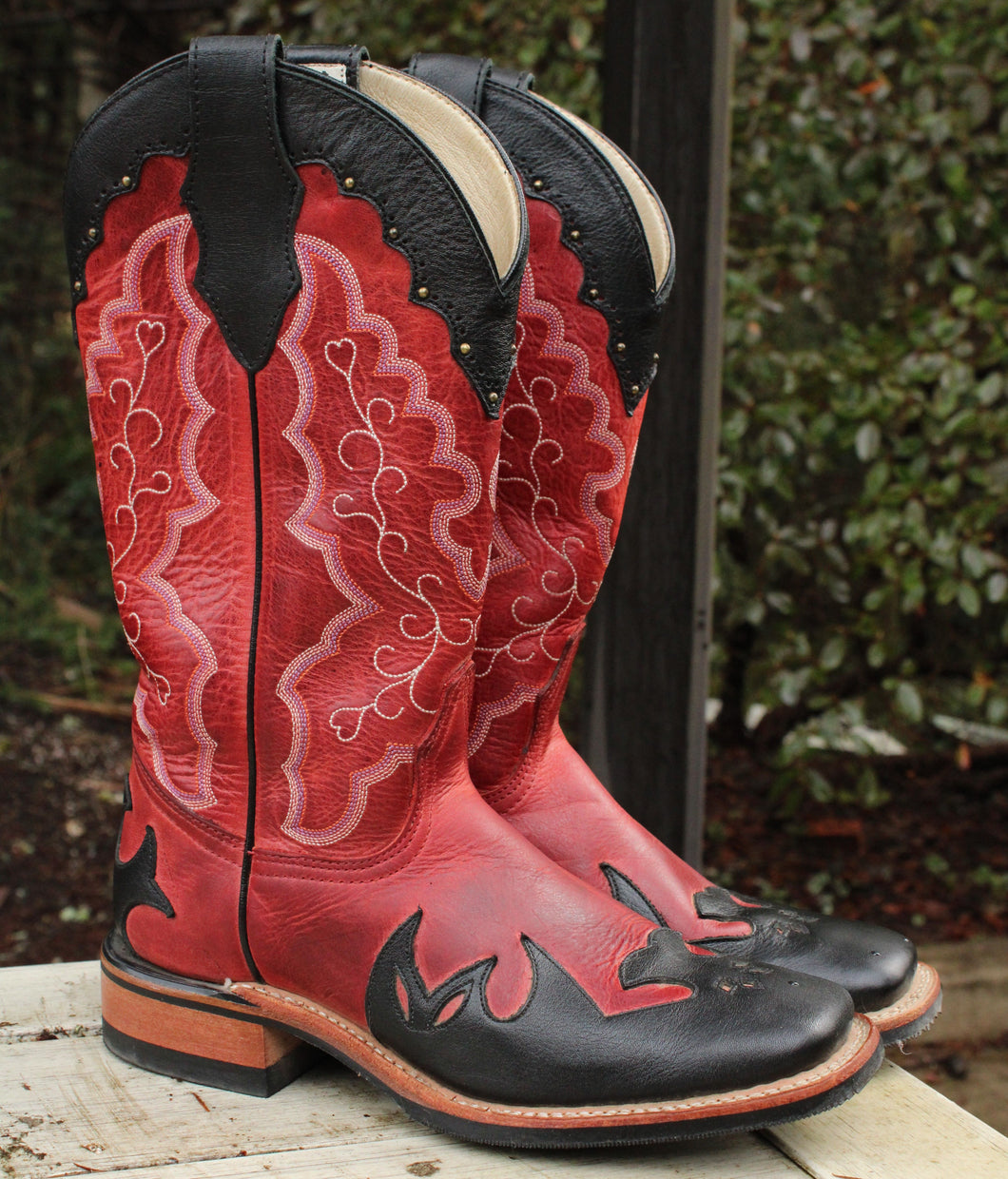 Brahma Red Cowboy Boots 8C – Evolution Equestrian Co.