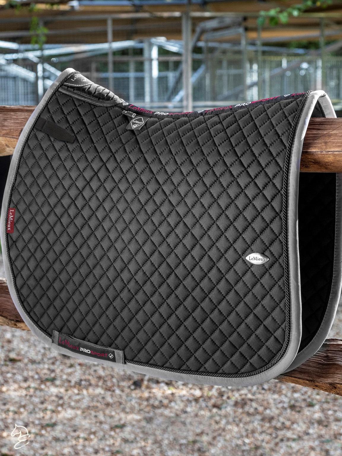 LeMieux Wither Relief Close Contact Saddle Pad-English Saddle Pad-LeMieux-White-Evolution Equestrian Co.