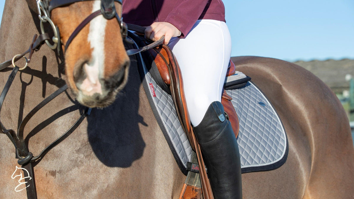 LeMieux Wither Relief Close Contact Saddle Pad-English Saddle Pad-LeMieux-White-Evolution Equestrian Co.